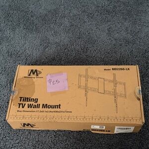 Tilting TV Wall Mount - Black